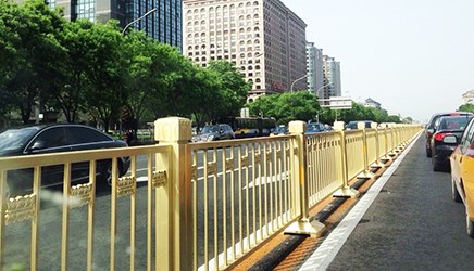 黄金护栏